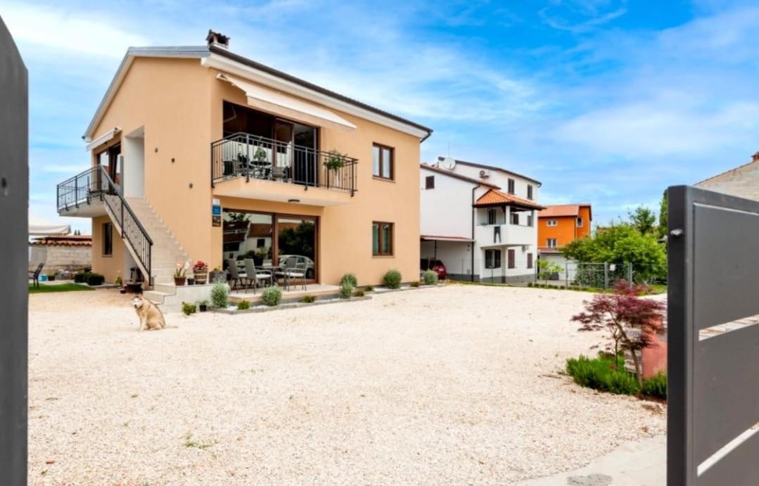 Apartman Lorena Rovinj Buitenkant foto