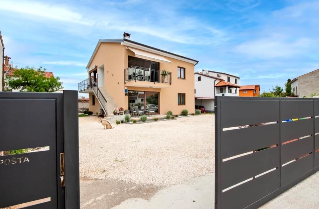 Apartman Lorena Rovinj Buitenkant foto